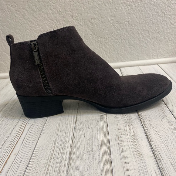 Kenneth Cole New York Women’s Dark Gray Dara Booties - Picture 2 of 13